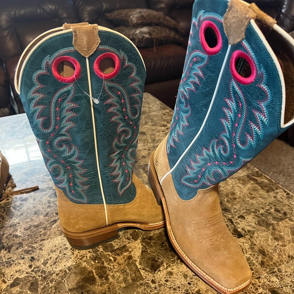 Ladies Ariat Boots